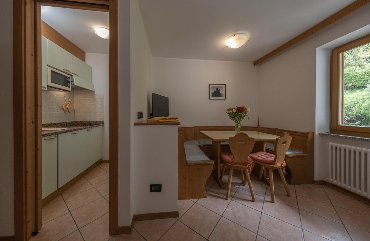 Residence Kristall- Fiemme Holidays Predazzo Bagian luar foto