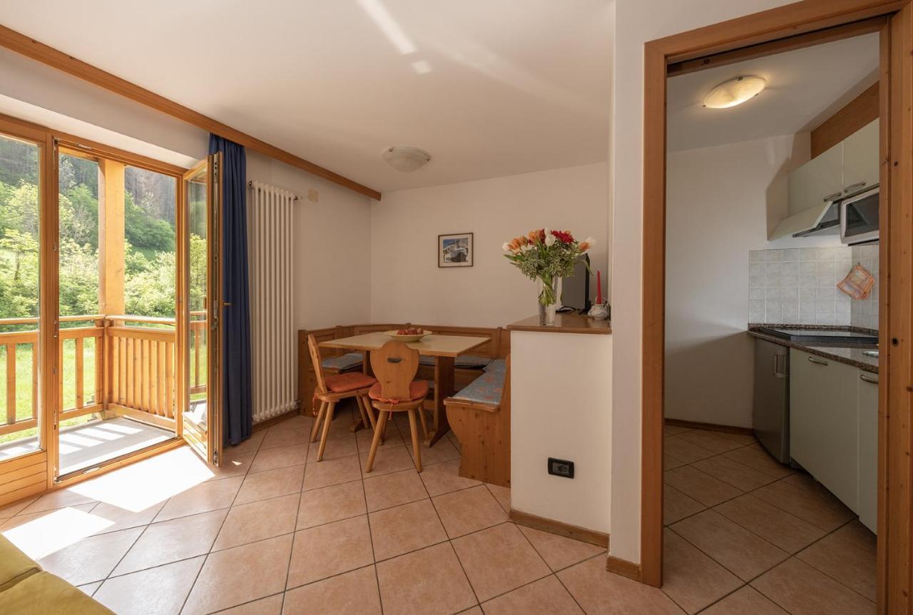 Residence Kristall- Fiemme Holidays Predazzo Bagian luar foto